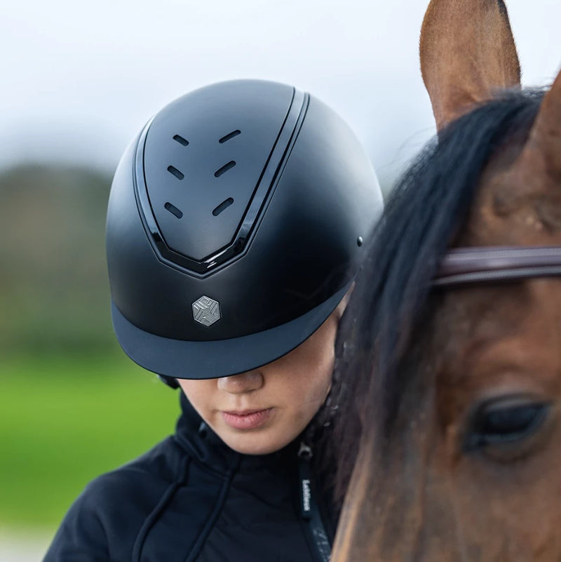 Charles Owen Kylo Riding Hat in Black Matte