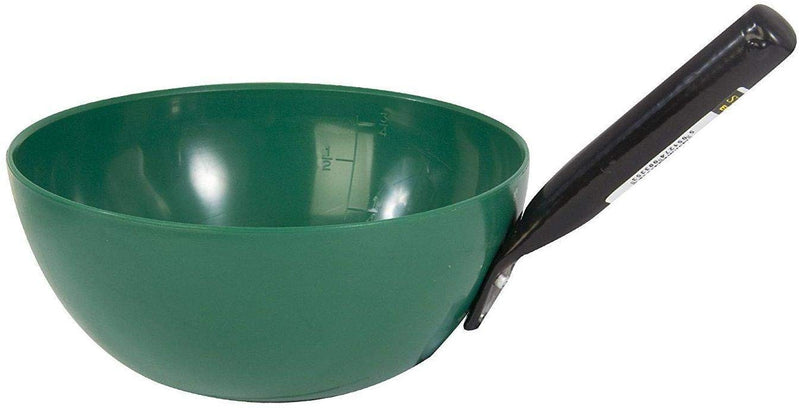 Stubbs Round Plastic Feed Scoop S80